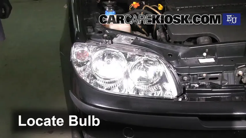 2003 Fiat Punto EX 1.3L 4 Cyl. Turbo Diesel Éclairage Feu de jour (remplacer l'ampoule)